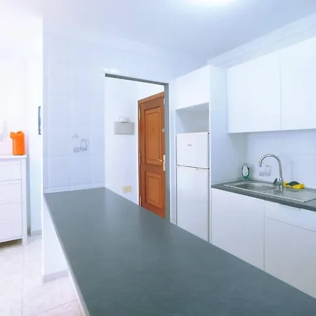 Live Alsaca Con Balcon Y Vista Al Mar Candelaria